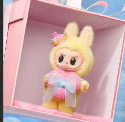 Let’s Checkmate Queen Labubu | Pop Mart Vinyl Plush & Hanging Card Collectible